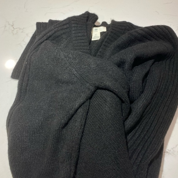 Sz M hm Sweater dress in black - Picture 3 of 3